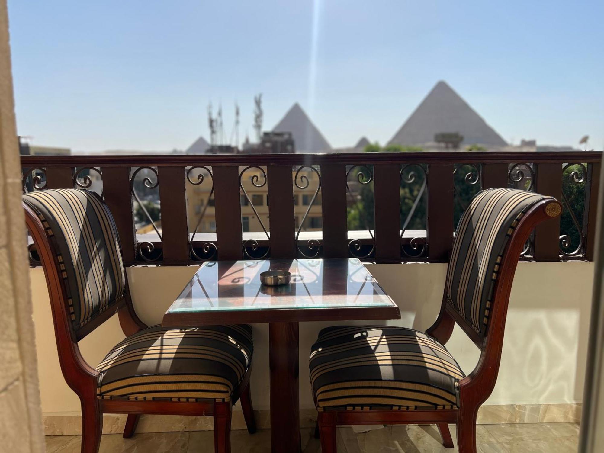 El Aida Pyramids View Hotel Kafret el-Gabal Buitenkant foto
