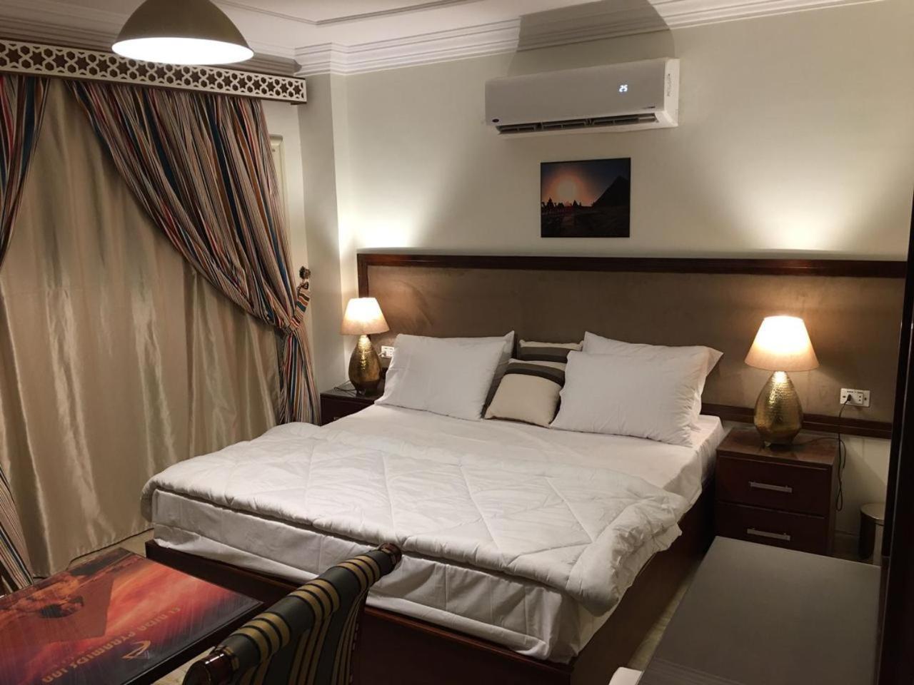 El Aida Pyramids View Hotel Kafret el-Gabal Buitenkant foto