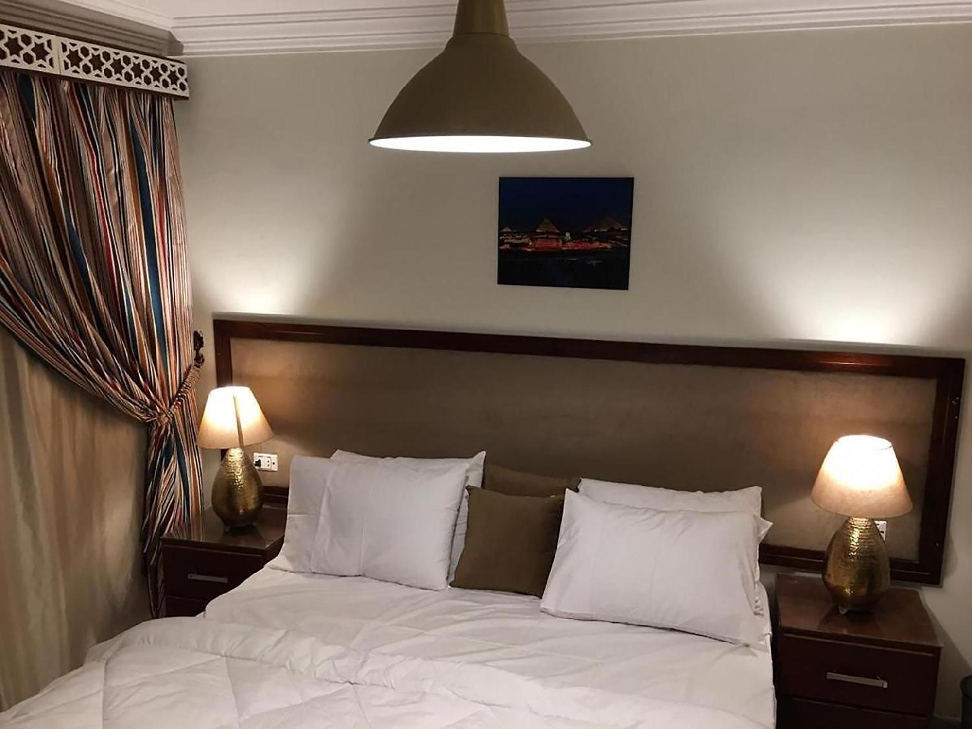 El Aida Pyramids View Hotel Kafret el-Gabal Buitenkant foto
